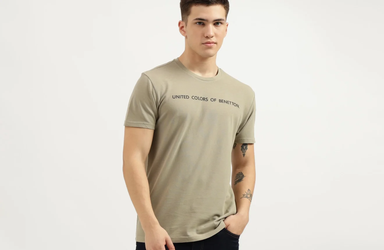 Timeless Tee: The Power of Men’s Round‑Neck T-Shirts