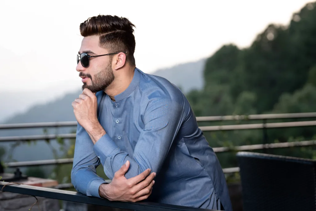 Best Shalwar Kameez Colours for Men That Look Stylish and Timeless